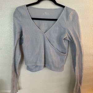 Hollister Women's Gray Ribbed Wrap Top